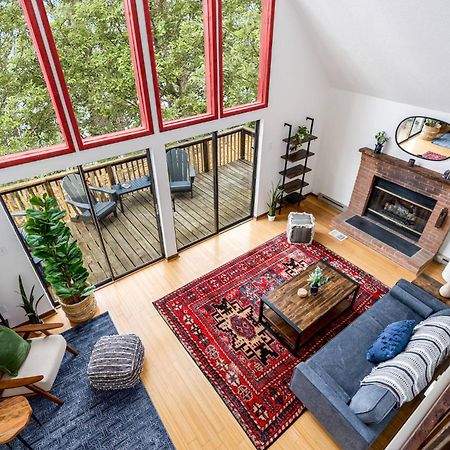 Modern Chalet Cabin W Hot Tub, Deck&Grill, & Wifi! Inwood Eksteriør bilde