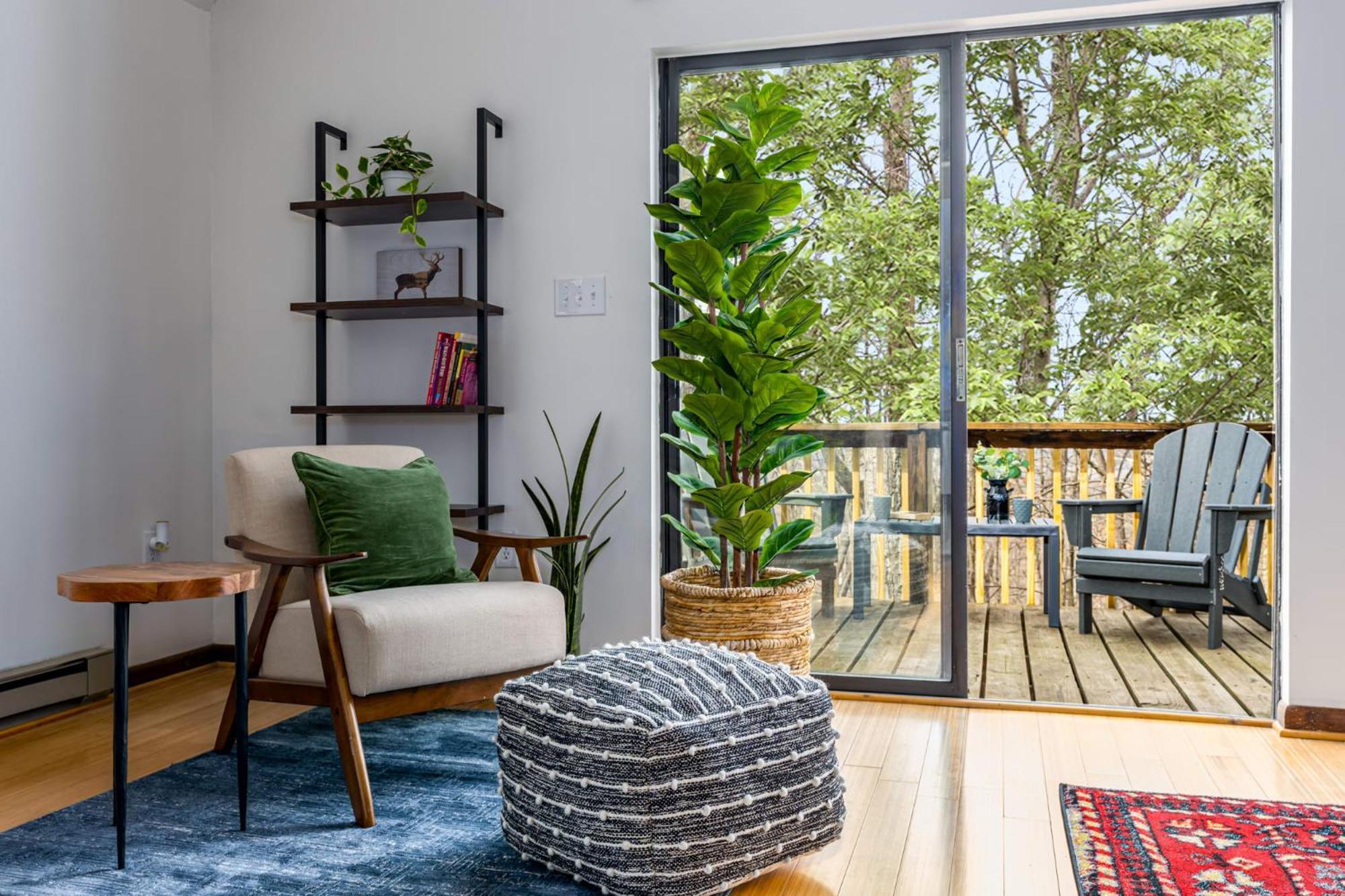 Modern Chalet Cabin W Hot Tub, Deck&Grill, & Wifi! Inwood Eksteriør bilde