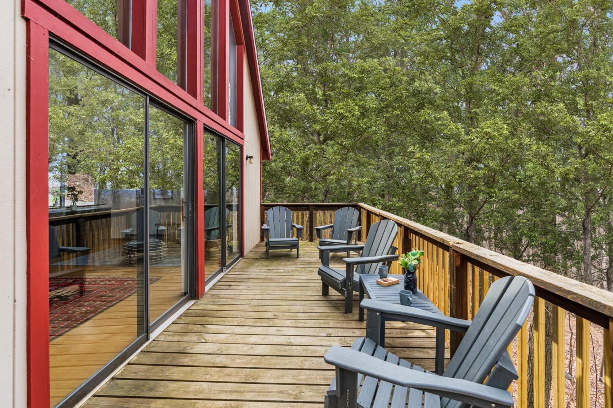 Modern Chalet Cabin W Hot Tub, Deck&Grill, & Wifi! Inwood Eksteriør bilde